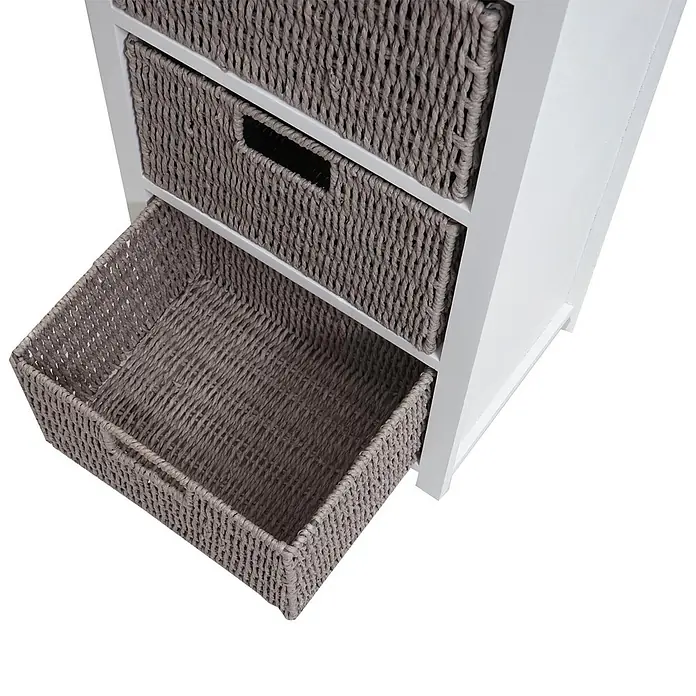 Mendler Kommode HWC-K84 83x40x29cm - weiß, Körbe grau -  - Weißer Aufbewahrungsschrank mit drei grauen Flechtkörben, einer davon herausgezogen.
