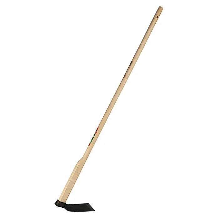 Gardol Rheinische Hacke - Arbeitsbreite: 11 cm, Geschmiedet, Langstiel - Eine Gartenhacke mit langem Holzstiel und schwarzem Hackblatt, ideal für die Gartenarbeit und Unkrautentfernung.