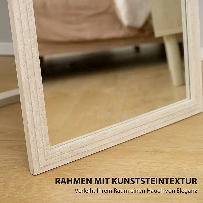 HOMCOM-Ganzkörperspiegel-50L x 4B x 160H cm-Weiß -  - Nahaufnahme eines Spiegels mit hellem, texturiertem Kunststeinrahmen, auf einem Holzfußboden lehnend.
