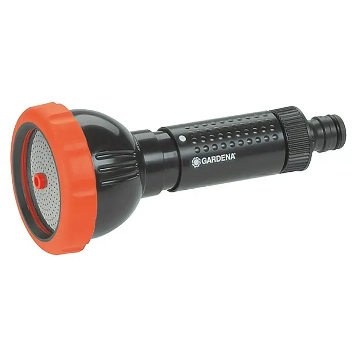 Gardena Profi-System Spritzbrause - Anzahl Sprühformen: 3 Stk., Kunststoff - Nahaufnahme eines GARDENA Duschstrahlers mit orangem Kopf und schwarzem Gehäuse für die Gartenbewässerung.