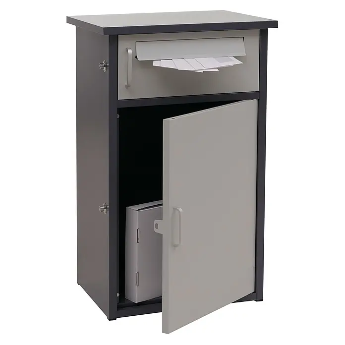 Mendler Paketkasten HWC-O51 Stahl 78x49x38cm - dunkelgrau/hellgrau -  - Zweifarbiger grauer Metallbriefkasten mit Briefschlitz und unterem Paketfach, mit offener Tür und einem Paket darin.