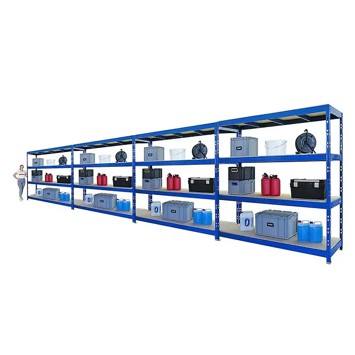 Mega Deal | 4x Profi Schwerlastregal Rhino | HxBxT 200x200x60cm | 4 Spanplatten-Ebenen 16mm | Fachlast 500kg | Blau -  - Langes blaues Metallregal mit mehreren Ebenen für diverse Lagerartikel und einer Person zum Größenvergleich.