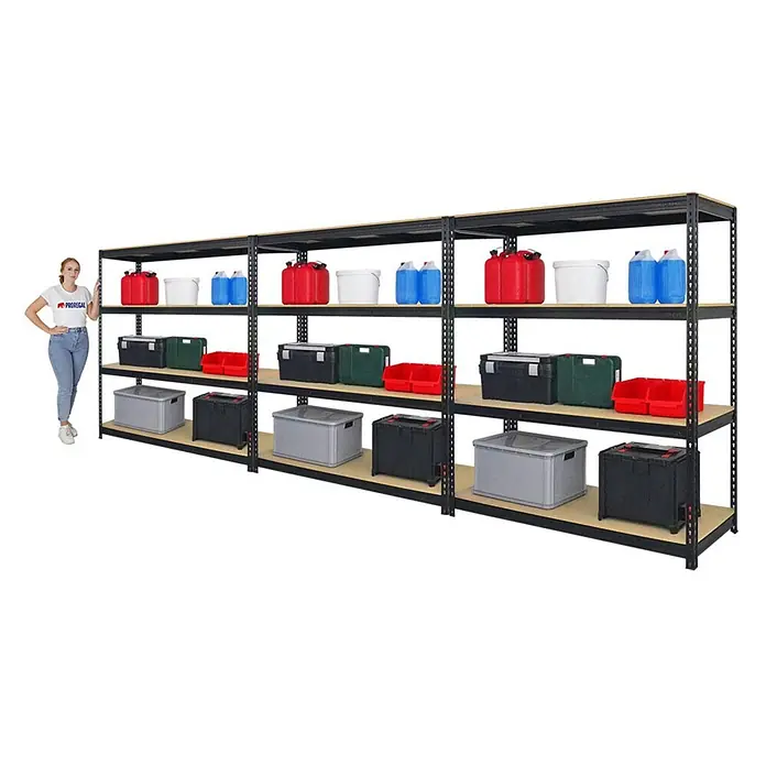 Mega Deal | 3x Profi Schwerlastregal BISON | HxBxT 200x180x60cm | 4 Fachböden | Fachlast 600kg | Schwarz -  - Großes schwarzes Metallregal mit hellen Holzregalböden, gefüllt mit bunten Lagerartikeln. Eine Frau steht daneben zur Größenangabe.