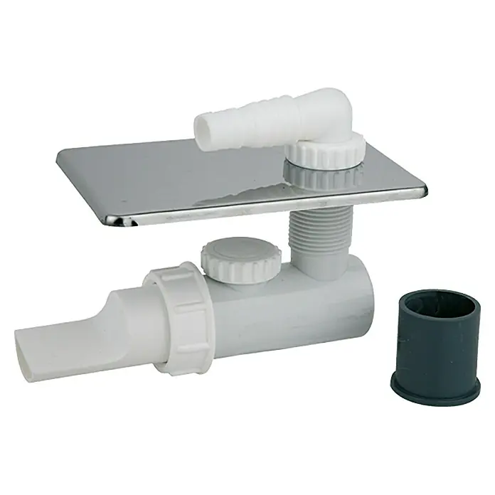 Unterputz-Siphon - Größe Anschluss: ¾″, Geeignet für: Wasch- & Geschirrspülmaschinen - Nahaufnahme einer Pool-Skimmer-Rücklaufarmatur aus Kunststoff mit Chromabdeckung, ideal für Schwimmbadzubehör.