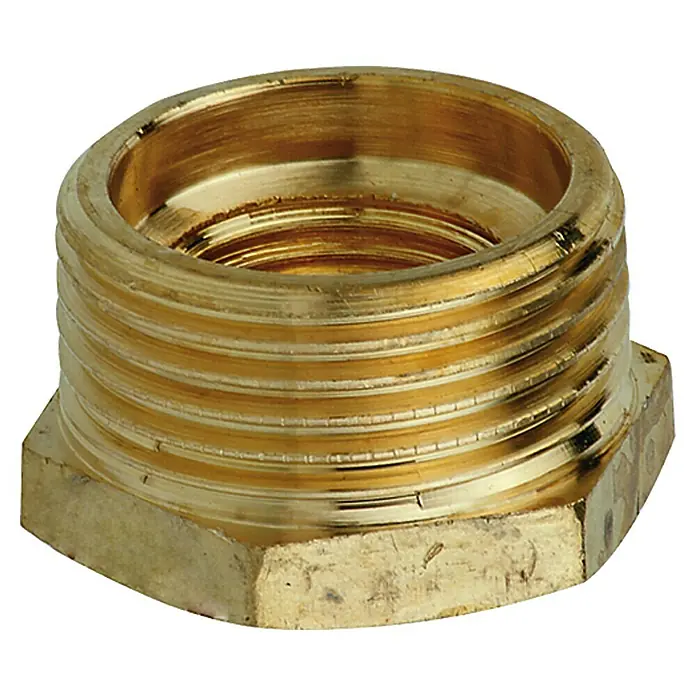 Reduzierstück - Außengewinde: ¾″, Innengewinde: ½″, Messing - Messingfitting mit Gewinde und sechseckigem Sockel für Sanitäranwendungen.