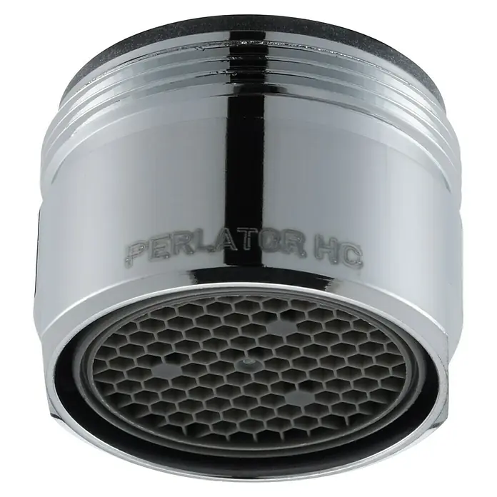 Admiral Strahlregler - M28, Verchromt - Nahaufnahme eines Perlator HC Wasserhahn-Luftsprudlers mit Chromfinish und Wabendesign zur Wassereinsparung.