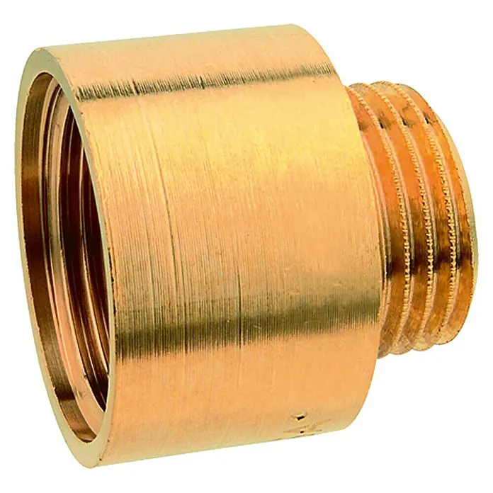 Hahnverlängerung - ⅜″, Länge: 15 mm, Messing - Nahaufnahme eines goldenen Reduzierstücks mit Gewinde für Sanitäranwendungen.