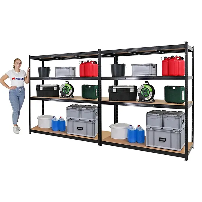 Mega Deal | 2x Schwerlastregal TAURUS XL mit TÜV/GS Zertifizierung | HxBxT 180x160x60cm | Fachlast 250kg | Schwarz -  - Großes schwarzes Metallregal mit Holzböden, gefüllt mit Lagerartikeln. Frau dient als Größenvergleich.