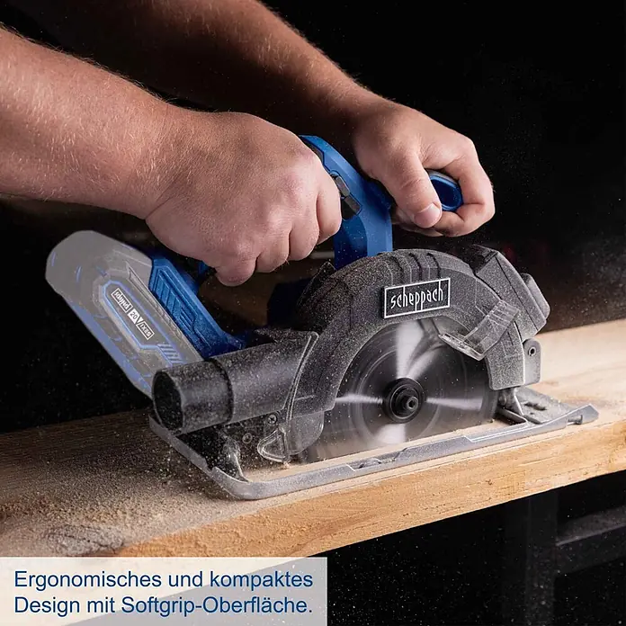 Scheppach IXES 20V Akku-Handkreissäge C-HCS165-X - 20 V, Durchmesser Sägeblatt: 165 mm - Eine Person schneidet Holz mit einer blauen, grauen Scheppach Akku-Kreissäge. Sie hat ein ergonomisches Softgrip-Design.