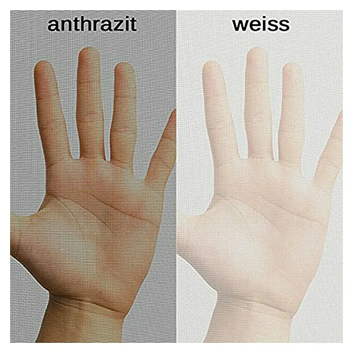 Easy Life Insektenschutz-DachfensterB x H: 140 x 170 cm, Montage Insektengitter: Ankletten, Anthrazit - Farbbeispiele der Insektenschutzgitter Anthrazit und Weiß. Die Hand zeigt deutlich den Farbunterschied.