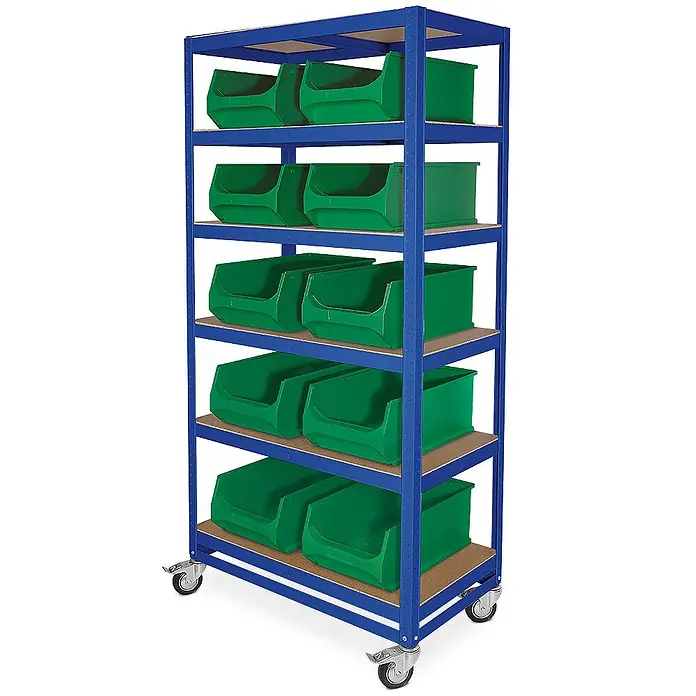 BRB Etagenwagen mit 6 Ebenen, BxTxH 900x500x1905 mm, 4 Lenkrollen, 2 mit Feststellbremse, blau, bestückt mit 10 Sichtboxen LB2, BxTxH 300x500x200 mm - Grün - Mobiles blaues Metallregal mit fünf Holzablagen, die jeweils drei grüne Plastikbehälter zur Teileorganisation halten.