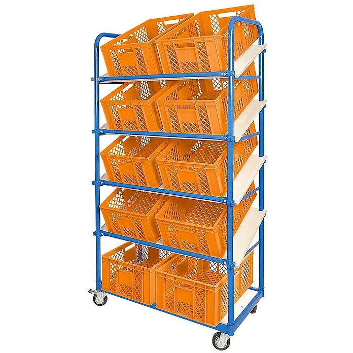 BRB Schrägboden-Regalwagen mit 5 Ebenen, bestückt mit 10 Euroboxen durchbrochen 600x400x240 mm orange -  - Blauer Rollwagen mit orangefarbenen Kunststoffkisten auf schrägen Holzablagen.