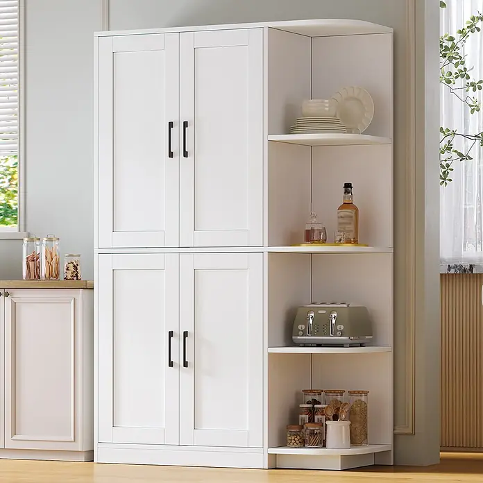 SONNENH Mehrzweckschrank mit 4 Türen und offenen Fächern, Weiß -  - Weißer Küchenschrank mit Doppeltüren und offenen Regalen zur Aufbewahrung, in einer Küche.