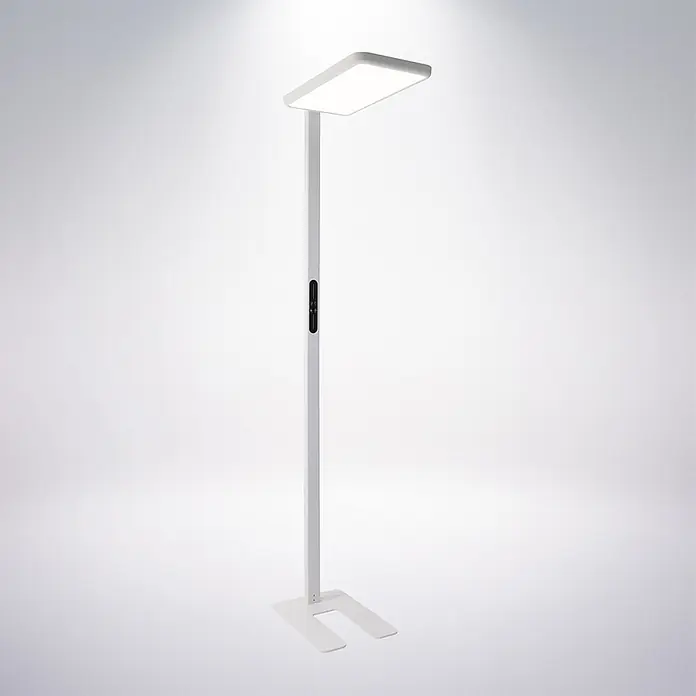 Luxula LED-Stehleuchte Stehlampe Up/Down Bürolampe Weiß 100W 7000LM 4000K -  - Weiße LED-Stehleuchte mit rechteckigem Kopf, schlankem Pfosten mit Bedienelementen und U-förmigem Sockel. Die Lampe leuchtet.