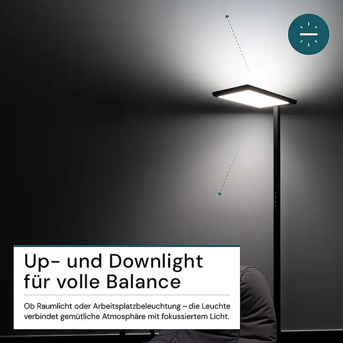 Luxula LED-Stehleuchte 100W 7000lm Bürostehleuchte Up- Downlight -  - Schwarze Stehleuchte mit Up- und Downlight-Funktion, die eine Wand beleuchtet.