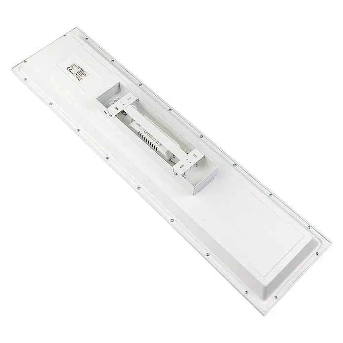 Luxula LED-Deckenleuchte - 40 W, Weiß, Mehrfarbig - Rückseite einer weißen, rechteckigen LED-Flächenleuchte mit zentraler Montagehalterung und umlaufenden Schrauben.