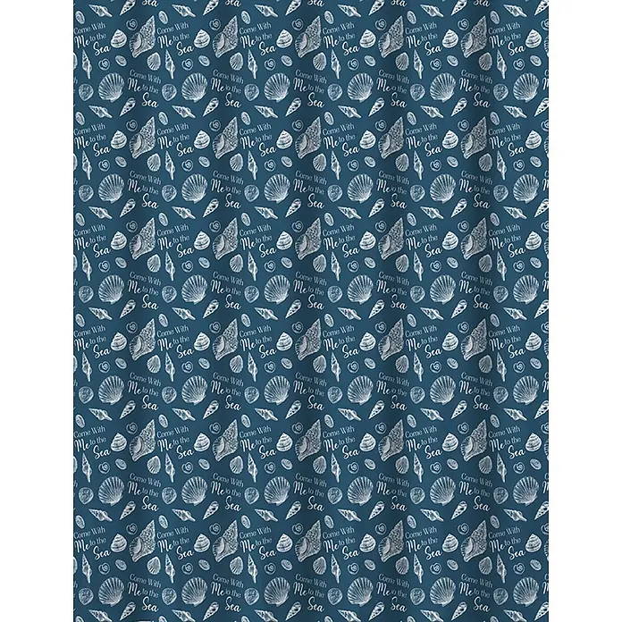 Euroshowers Duschvorhang Marina Dunkelblau 180 x 200 cm -  - Dunkelblauer Stoff mit wiederkehrendem Muster aus weißen Muscheln und dem Text „Come With Me to the Sea“.