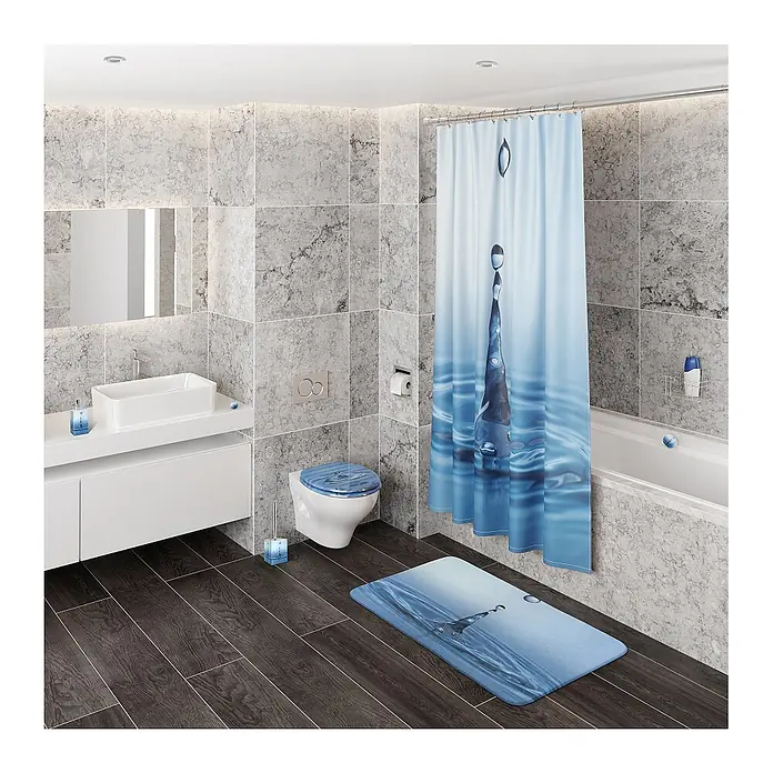SANILO Seifenspender Tropfen - L x B x H: 7 x 7 x 12 cm, Kunststoff, Blau - Blaues Badezimmer-Set mit Wassertropfen-Design: Duschvorhang, Toilettensitzbezug, Badematte und WC-Bürstenhalter in einem modernen Bad.