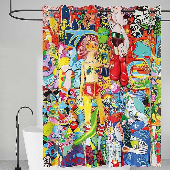 Tohaa Design Duschvorhang Vanity Fair - Guive Khosravi -  - Lebhafter, bunter Pop-Art Duschvorhang mit Graffiti-Design, in einem modernen Badezimmer über einer weißen Wanne hängend.