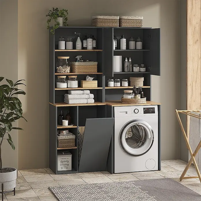 Badmöbel-Set Viktor 68 cm Anthrazit Art.-Nr. 59170 -  - Dunkelgrauer Wäscheschrank mit Holz-Akzenten und integrierter Waschmaschine, mit Körben und Utensilien bestückt.