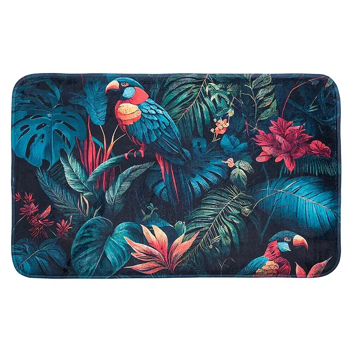 SANILO Badteppich Exotic 70 x 110 cm - 70 x 110 cm, Polyester, Grün - Rechteckige Matte mit abgerundeten Ecken, mit lebhaftem dunklem Dschungelmuster, bunten Papageien und Blättern.