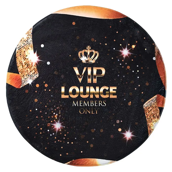 SANILO Badteppich rund VIP Lounge Ø 80 cm - 80 x 80 cm, Polyester, Goldfarben - Runde schwarze Matte mit goldenem 'VIP LOUNGE MEMBERS ONLY' Text, Krone und Glitzerdesign.