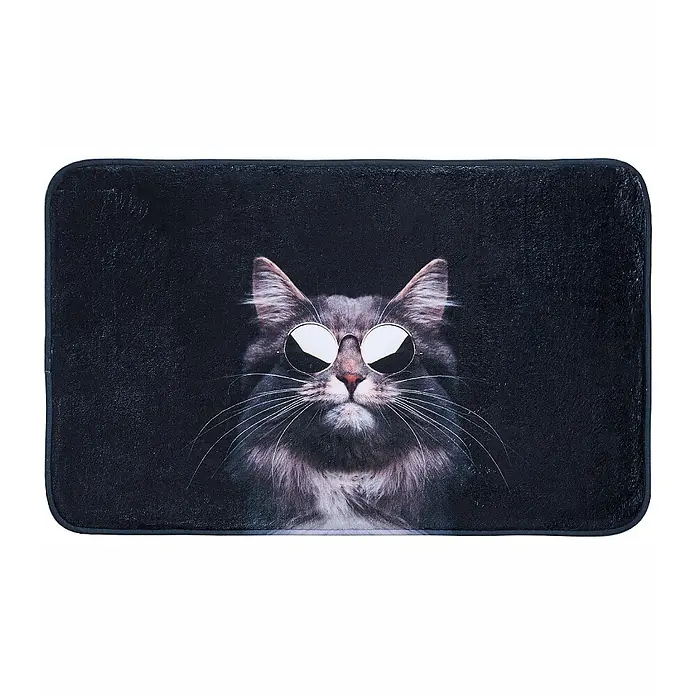 SANILO Badteppich Cool Cat 50 x 80 cm - 50 x 80 cm, Polyester, Schwarz - Dunkle rechteckige Matte mit coolem Kater, der eine runde Sonnenbrille trägt.