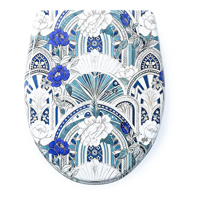 Wodea WC-Sitz   -  Wallpaper -  - Dekorativer Toilettensitz mit aufwendigem blau-weißem Art-Déco- und Blumenmuster.