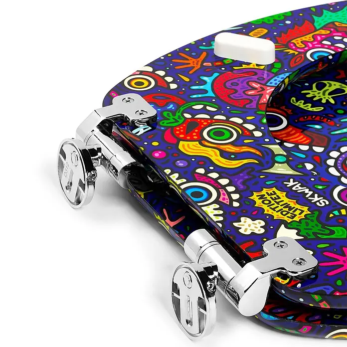 Tohaa Design WC-Sitz Maniac King - Édition limitée - Skwak -  - Glänzender Toilettensitz in limitierter Auflage mit lebhaftem, mehrfarbigem Graffiti-Muster und Chromscharnieren.