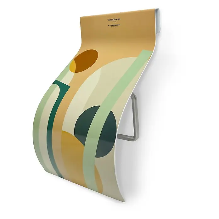 Tohaa Design Toilettenpapierhalter Roma - Florence Bourel -  - Gebogener Wandzeitschriftenhalter mit abstraktem Erdtönemuster von TohaaDesign x Florence Bourel.