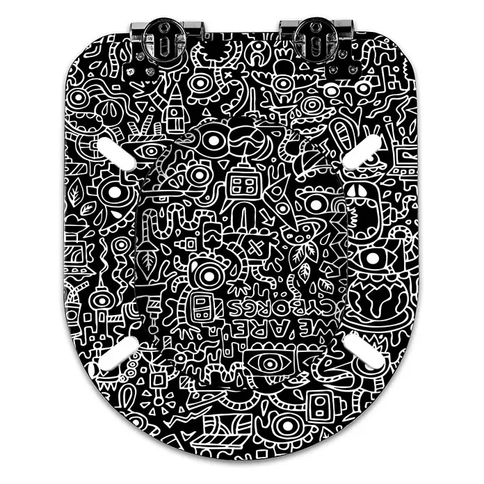 Tohaa Design WC-Sitz Cyborg Modern-D - Skwak -  - Toilettendeckel mit schwarz-weißem Doodle-Muster, vier weißen ovalen Aussparungen, dem Text „WE ARE CYBORGS“ und silbernen Scharnieren.
