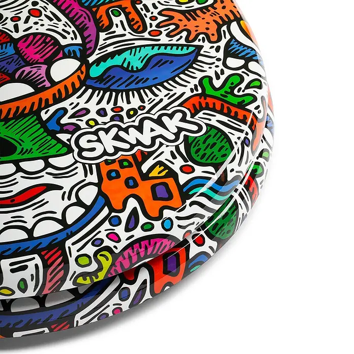 Tohaa Design WC-Sitz Crazy Maniac Modern-D - Skwak -  - Abgerundetes Produkt mit glänzender Oberfläche und lebendigem, im Doodle-Stil gehaltenem Kunstwerk mit „SKWAK“-Logo.