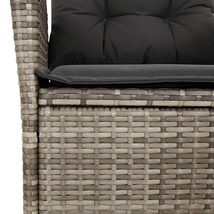 Maison exclusive gartenmöbel-set la palma kunststoff grau 7-teilig -  - Nahaufnahme eines grauen Rattan-Outdoor-Stuhls mit dunkelgrauen Kissen.
