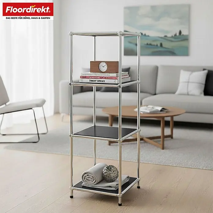 Floordirekt Metallregal Concept Epure MK-005 Schwarz 30 x 30 x 89 cm -  - Vierstöckiges, modulares Regal mit Chromrahmen und schwarzen Ablagen in modernem Wohnzimmer.