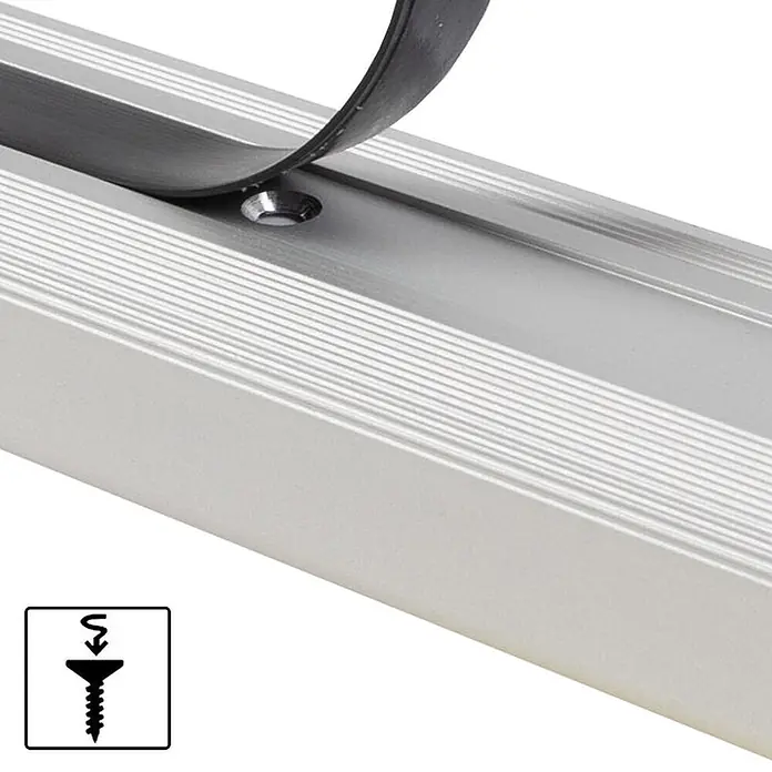 Floordirekt Treppenkantenprofil Glory 134 cm Silber - Aluminium, Silber, Eloxiert - Silbergraues Aluminiumprofil mit eingelegter schwarzer Dichtleiste, fixiert mit einer Schraube. Installationssymbol zeigt Schraubmontage.