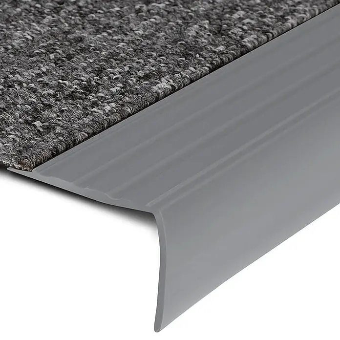 Floordirekt Treppenkantenprofil Michigan 120 cm Grau - Kunststoff, Grau - Graue Treppenkantenleiste für Teppichtreppen mit geriffelter Oberfläche für besseren Halt.