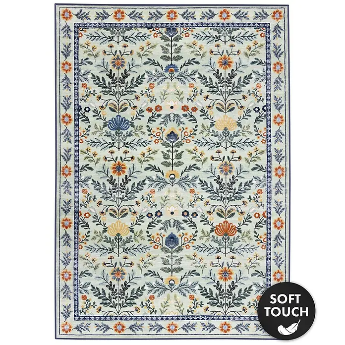 Floordirekt Kurzflorteppich Cascada 160 x 230 cm - Hellgrün - Weicher Teppich mit hellgrünem Grund und komplexem Blumenmuster in Blau, Orange, Gelb und Grün, mit blauem Rand.