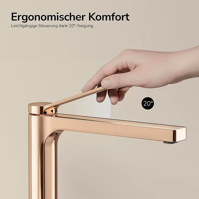 EMKE Wasserhahn Arcspout XF21 Lang -  - Hand betätigt rosegoldenen Wasserhahnhebel, um 20 Grad geneigt, für ergonomischen Komfort und reibungslose Steuerung.