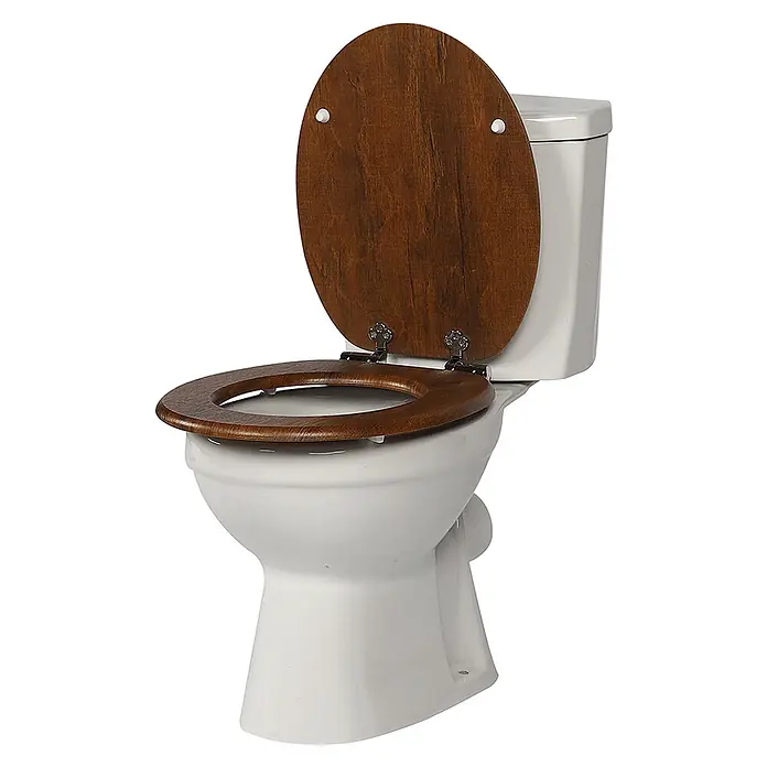 SAINOS WC-Sitz MDF WC-Sitz, Braun, Universal-O-Form, Absenkautomatik, Unten - MDF, Braun, Mit Absenkautomatik - Weiße Keramiktoilette mit geöffnetem dunkelbraunem Holzsitz und -deckel.