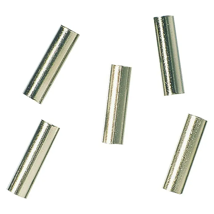 Westline Klemmhülse - 1,5 x 8 mm, 20 Stk. - Das Bild zeigt fünf einzelne Aderendhülsen. Die Hülsen sind aus Metall und haben eine glänzende Oberfläche.