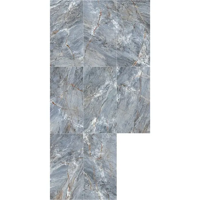 Feinsteinzeugfliese IMPERIUM BLEU – 60 x 120 cm, Marmoroptik, Dekor -  - Blaugraue Fliesen in Marmoroptik mit markanter brauner und weißer Maserung, in einem Gittermuster angeordnet.