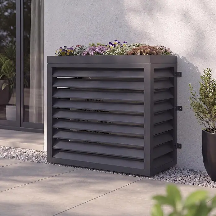 Mendler Verkleidung für Klimaanlage/Wärmetauscher HWC-O43-5 - anthrazit -  - Dunkelgraue Klimaanlagenverkleidung mit integriertem Blumenkasten, auf einer Außenterrasse.