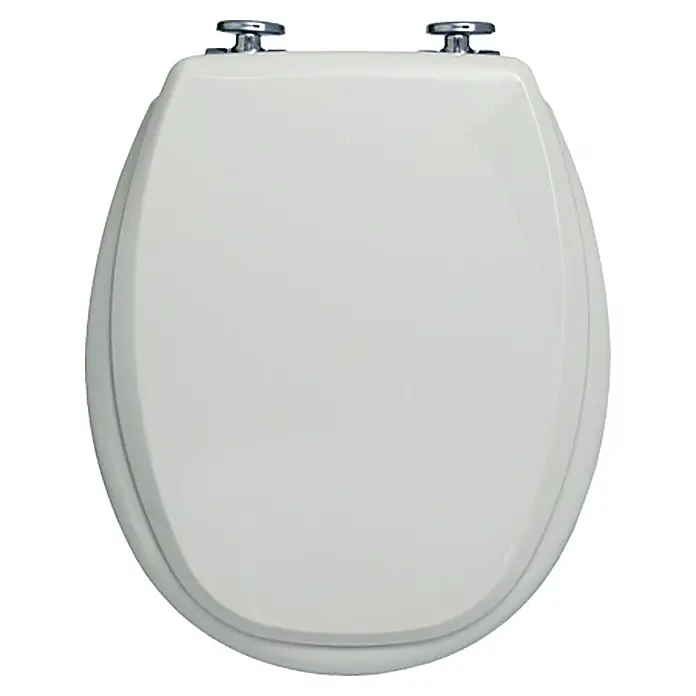 Kan WC-Sitz 2001 Exclusive - Holz, Dawn, Mit Absenkautomatik - Das Bild zeigt einen weißen Toilettensitz mit silbernen Beschlägen, der eine saubere und hygienische Badezimmerausstattung darstellt.