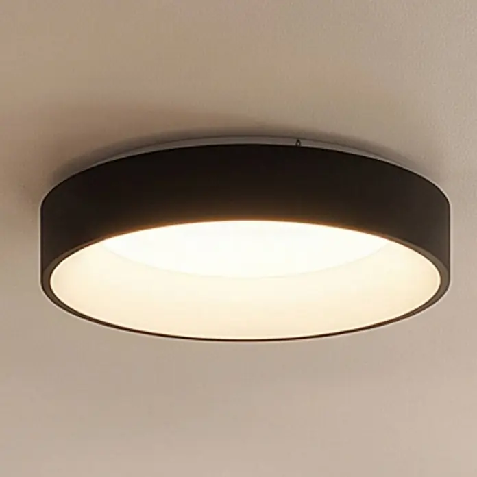 Arcchio LED Deckenlampe in schwarz, weiß, Deckenleuchte rund -  - Moderne runde schwarze Deckenleuchte mit weißem Diffusor, warmes Licht spendend.