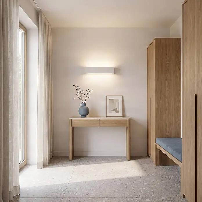 Lindby Wandleuchte innen in weiß, up down Wandlampe -  - Moderner Eingangsbereich mit hellem Holzkonsolentisch, rechteckiger Wandlampe und eingebautem Holzschrank mit blauer Bank.