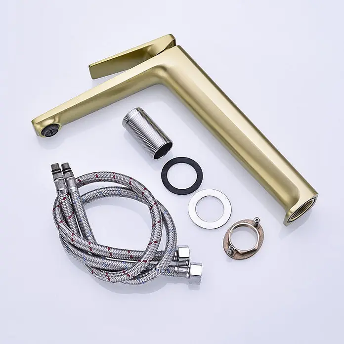 Waschtischarmatur 7857 Gold -  - Gebürsteter goldener Badarmatur mit Griff, flexiblen Anschlussschläuchen und Montagematerial.
