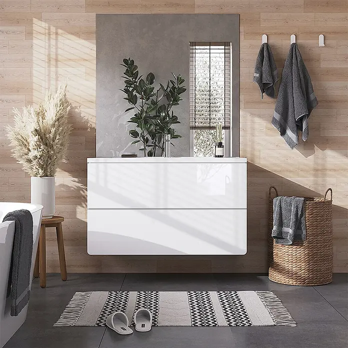 Vicco Badmöbel-Set Izan, Weiß Hochglanz/Weiß 100 cm -  - Weißer, glänzender schwebender Badunterschrank mit zwei Schubladen, in einem modernen Badezimmer unter einem Spiegel.
