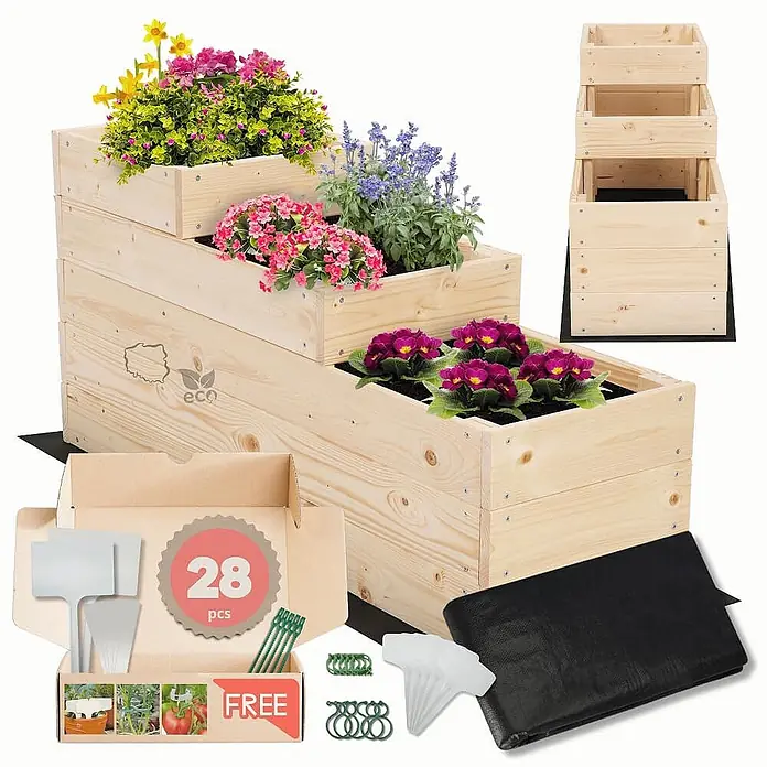 Hochbeete TREPPEN Holz | HxBxT 45x30x93 cm | Holz | Natur -  - Gestuftes Pflanzkasten-Set aus hellem Holz mit Pflanzen und Gartenzubehör.