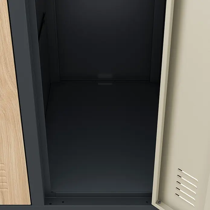 Jan Nowak Kleiderschrank BARTEK, 136x172x45 cm, Anthrazit/Eiche Sonoma -  - Geöffneter Spind mit dunkelgrauem Innenraum, heller Holzoptik-Seite und beiger Tür mit Lüftungsschlitzen.