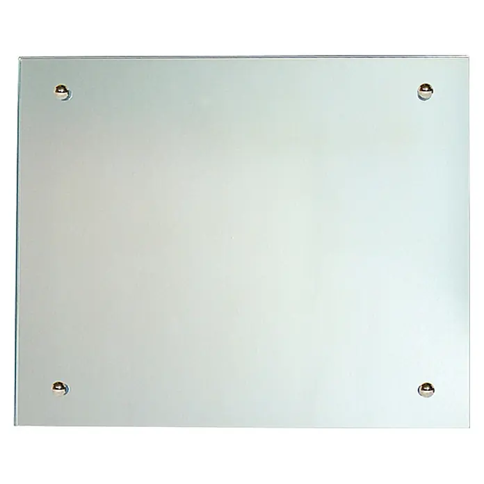 Admiral Infrarot-Spiegelheizkörper - 700 x 550 mm, 500 W - Rechteckiger Spiegel mit silbernen Befestigungsnieten an jeder Ecke, der ein klares und modernes Design ausstrahlt.